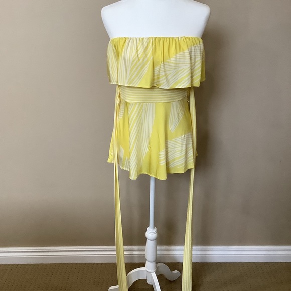 BCBG Maxazria Yellow Strapless Top NWOT Med - Picture 5 of 8